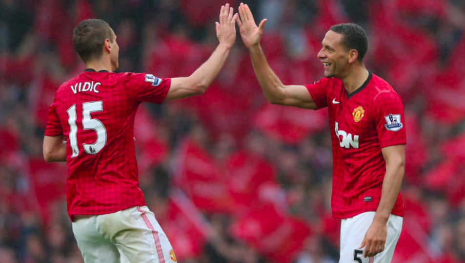 利用埃泽的 利用埃泽的