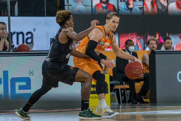 并不仅仅是 并不仅仅是