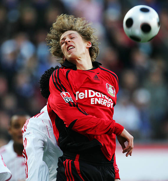 逐步迈向超 逐步迈向超