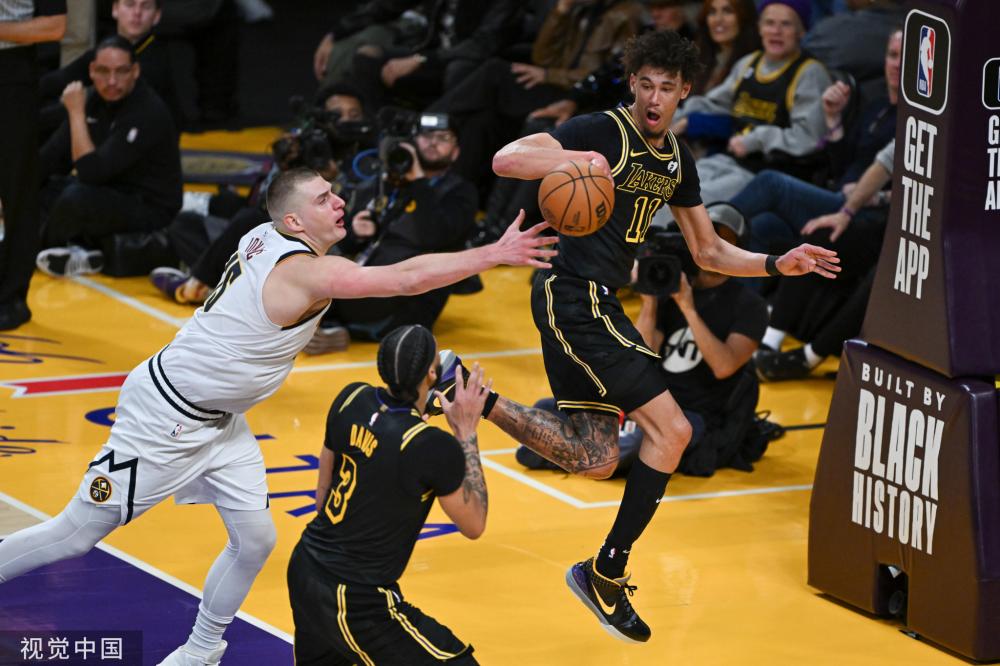 他们需要引 他们需要引